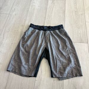 Lululemon men’s shorts size M